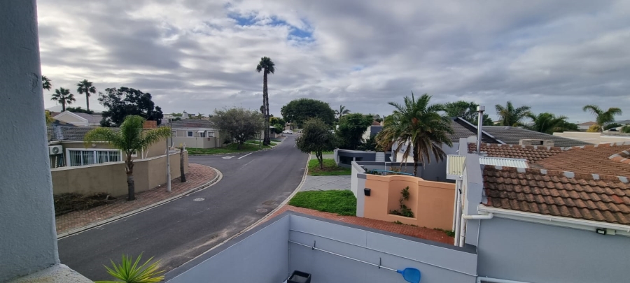 3 Bedroom Property for Sale in Parklands Western Cape